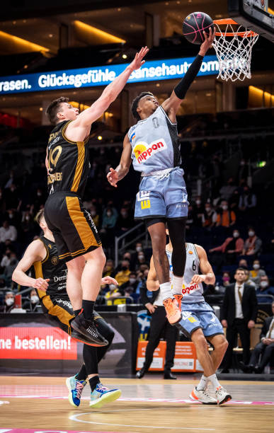 仅有厚重的 仅有厚重的